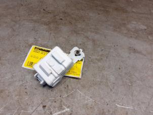 Gebruikte Module keyless vehicle Suzuki SX4 (EY/GY) 1.6 16V VVT Comfort,Exclusive Autom. Prijs € 45,00 Margeregeling aangeboden door Yellow Parts