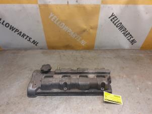Gebruikte Kleppendeksel Suzuki Grand Vitara I (FT/GT/HT) 2.0 16V Prijs € 45,00 Margeregeling aangeboden door Yellow Parts