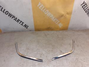 Gebruikte Grille Lijst Suzuki Celerio (LF) 1.0 12V Prijs € 49,00 Margeregeling aangeboden door Yellow Parts