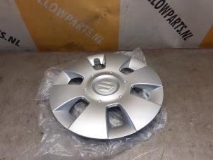 Gebruikte Wieldop Suzuki Swift (ZA/ZC/ZD1/2/3/9) 1.3 VVT 16V Prijs € 29,50 Margeregeling aangeboden door Yellow Parts