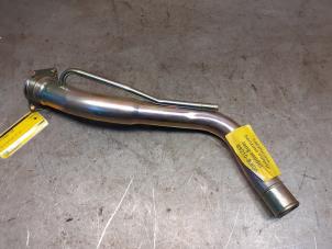 Begagnade Påfyllningsrör, bränsletank Suzuki Cappuccino (EEA11R) 0.7 Turbo 12V Pris € 149,00 Marginaltabell erbjuds av Yellow Parts