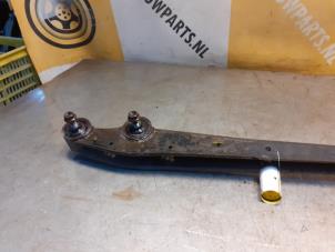 Gebruikte Draagarm rechts-achter Suzuki Alto 1.0 12V Prijs € 34,99 Margeregeling aangeboden door Yellow Parts
