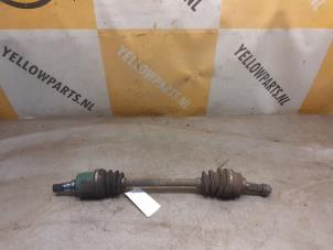 Begagnade Drivaxel, vänster fram Suzuki Ignis (FH) 1.3 16V Pris € 59,99 Marginaltabell erbjuds av Yellow Parts