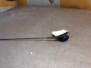 Gebruikte Antenne Suzuki Splash 1.0 12V Prijs € 19,99 Margeregeling aangeboden door Yellow Parts