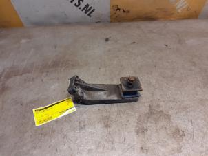 Begagnade Stöd (diverse) Suzuki Jimny Softtop 1.3i 16V 4x4 Cabrio Pris € 25,00 Marginaltabell erbjuds av Yellow Parts