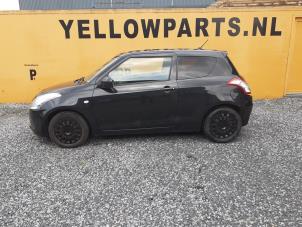 Begagnade Dörr, 2-dörrars, vänster Suzuki Swift (ZA/ZC/ZD) 1.2 16_ Pris € 225,00 Marginaltabell erbjuds av Yellow Parts