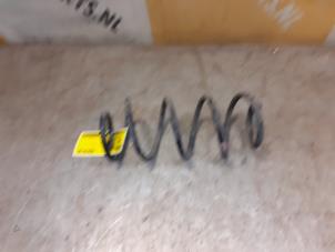 Gebruikte Veerschroef achter Suzuki Celerio (LF) 1.0 12V Prijs € 19,99 Margeregeling aangeboden door Yellow Parts