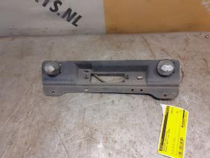 Begagnade Nummerskyltbelysning Suzuki Swift (ZA/ZC/ZD1/2/3/9) 1.3 VVT 16V Pris € 19,99 Marginaltabell erbjuds av Yellow Parts