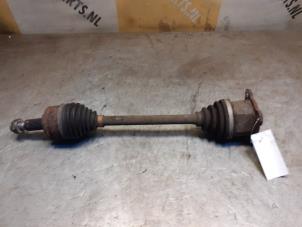 Gebruikte Cardanas links-voor (VWA) Suzuki Grand Vitara II (JT) 2.0 16V Prijs € 49,00 Margeregeling aangeboden door Yellow Parts