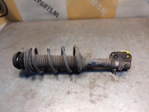 Gebruikte Mac Phersonpoot links-voor Suzuki Alto 1.0 12V Prijs € 39,00 Margeregeling aangeboden door Yellow Parts