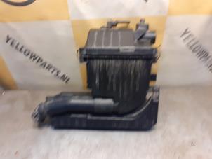 Gebruikte Luchtfilterhuis Suzuki Swift (ZA/ZC/ZD) 1.2 16V Prijs € 49,00 Margeregeling aangeboden door Yellow Parts