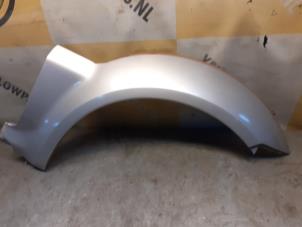 Gebruikte Zijskirt rechts Suzuki Jimny Softtop 1.3i 16V 4x4 Prijs € 34,99 Margeregeling aangeboden door Yellow Parts