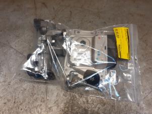 Gebruikte Slotenset Cilinder (compleet) Suzuki Celerio (LF) 1.0 12V Prijs € 124,00 Margeregeling aangeboden door Yellow Parts