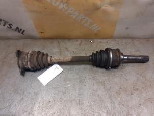 Gebruikte Cardanas links-voor (VWA) Suzuki Grand Vitara I (FT/GT/HT) 2.0 16V Prijs € 49,99 Margeregeling aangeboden door Yellow Parts