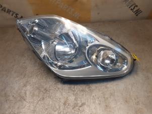 Begagnade Strålkastare, vänster Suzuki Splash 1.0 12V Pris € 149,00 Marginaltabell erbjuds av Yellow Parts