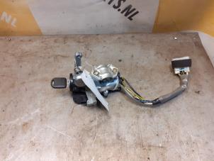 Gebruikte Set Cilindersloten (compleet) Suzuki Alto (RF410) 1.1 16V Prijs € 39,00 Margeregeling aangeboden door Yellow Parts