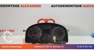 Begagnade Instrumentpanel Volkswagen Caddy III (2KA,2KH,2CA,2CH) 2.0 SDI Pris € 70,00 Marginaltabell erbjuds av Alexander Autodemontage