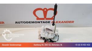 Begagnade Dörrlåsmekanism, 2-dörrars, vänster Fiat 500 (312) 1.3 MJTD 16V Pris € 40,00 Marginaltabell erbjuds av Alexander Autodemontage