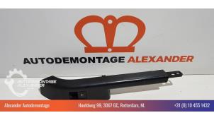 Gebruikte Elektrisch Raam Schakelaar Chevrolet Aveo 1.3 D 16V Prijs € 15,00 Margeregeling aangeboden door Alexander Autodemontage