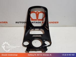 Gebruikte Dashboard deel Ford Fiesta 6 (JA8) 1.0 EcoBoost 12V 125 Prijs € 40,00 Margeregeling aangeboden door Alexander Autodemontage