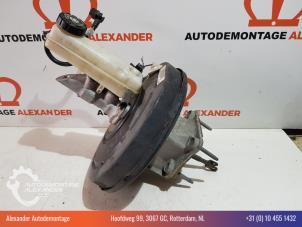 Gebruikte Rembekrachtiger Renault Megane III Grandtour (KZ) 1.5 dCi 110 Prijs € 70,00 Margeregeling aangeboden door Alexander Autodemontage