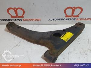 Gebruikte Triangel links-voor Ford Transit 2.2 TDCi 16V Prijs € 30,00 Margeregeling aangeboden door Alexander Autodemontage