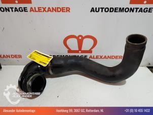Gebruikte Luchtinlaat slang Opel Insignia Sports Tourer 2.0 CDTI 16V 130 ecoFLEX Prijs € 70,00 Margeregeling aangeboden door Alexander Autodemontage