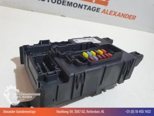 Begagnade Säkringsbox Opel Corsa D 1.3 CDTi 16V ecoFLEX Pris € 24,99 Marginaltabell erbjuds av Alexander Autodemontage