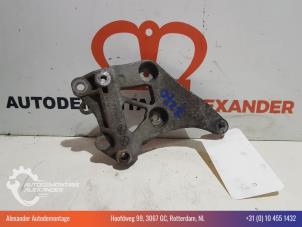 Gebruikte Motorsteun Mini Mini (R56) 1.6 16V Cooper Prijs op aanvraag aangeboden door Alexander Autodemontage