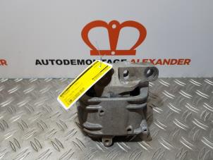 Begagnade Motorfäste Volkswagen Touran (1T1/T2) 1.6 FSI 16V Pris € 40,00 Marginaltabell erbjuds av Alexander Autodemontage