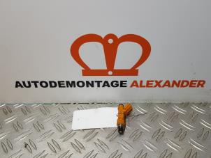 Gebruikte Injector (benzine injectie) Suzuki Alto 1.0 12V Prijs € 20,00 Margeregeling aangeboden door Alexander Autodemontage