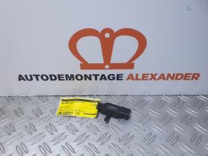 Begagnade MAP-sensor (insugsrör) Ford Focus 2 1.8 TDCi 16V Pris € 40,00 Marginaltabell erbjuds av Alexander Autodemontage