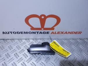 Gebruikte Portiergreep 4Deurs rechts-achter Suzuki Splash 1.2 VVT 16V Prijs op aanvraag aangeboden door Alexander Autodemontage