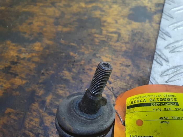 Servostyrningsbox från en Renault Trafic New (FL) 2.5 dCi 16V 115 FAP 2009