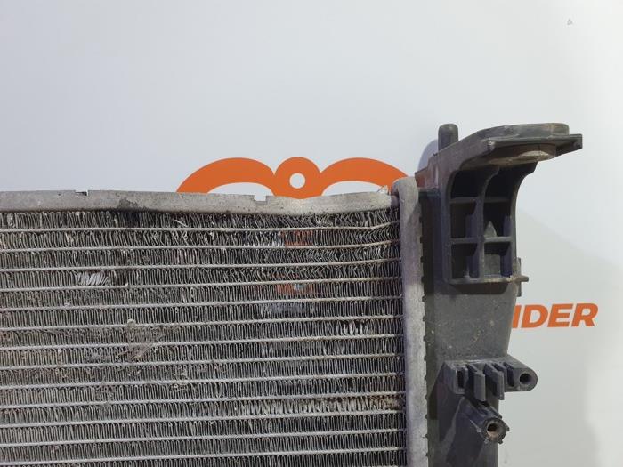 Radiateur van een Fiat Punto Evo (199) 1.3 JTD Multijet 85 16V Euro 5 2010