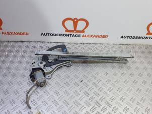 Gebruikte Ruitmechaniek 4Deurs rechts-voor Chevrolet Aveo (250) 1.2 16V Prijs € 22,51 Inclusief btw aangeboden door Alexander Autodemontage