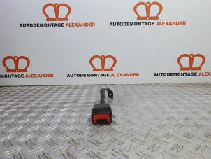 Begagnade Bältesskena Audi A3 (8P1) 1.6 TDI 16V Pris på förfrågan erbjuds av Alexander Autodemontage