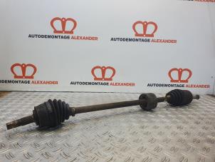 Używane Os napedowa prawy przód Fiat Grande Punto (199) 1.4 Cena na żądanie oferowane przez Alexander Autodemontage