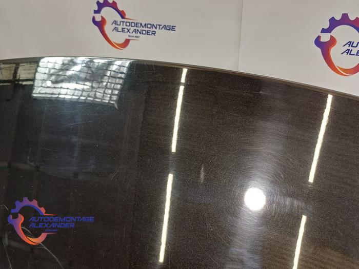 Baklucka från en Mercedes-Benz E (W211) 2.2 E-200 CDI 16V 2004