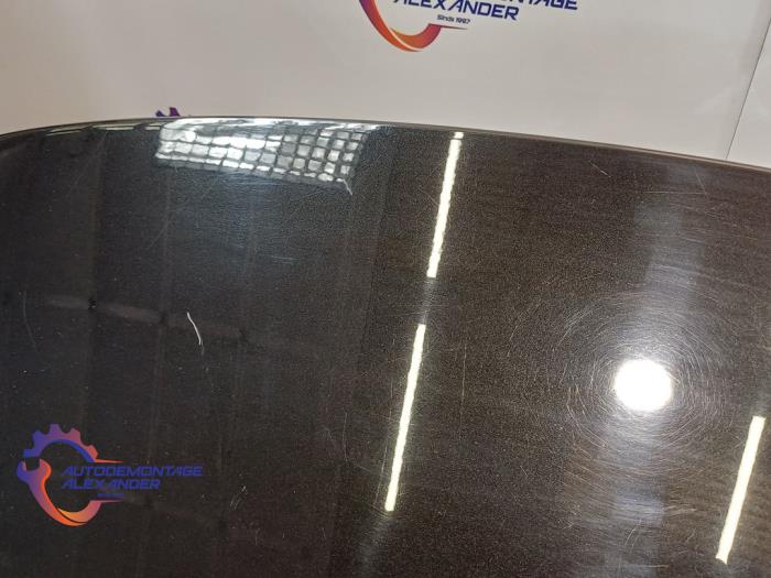 Baklucka från en Mercedes-Benz E (W211) 2.2 E-200 CDI 16V 2004