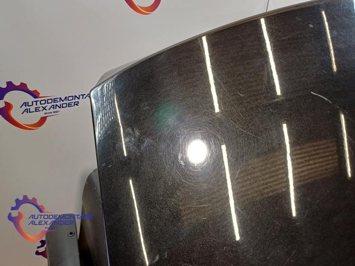 Baklucka från en Mercedes-Benz E (W211) 2.2 E-200 CDI 16V 2004