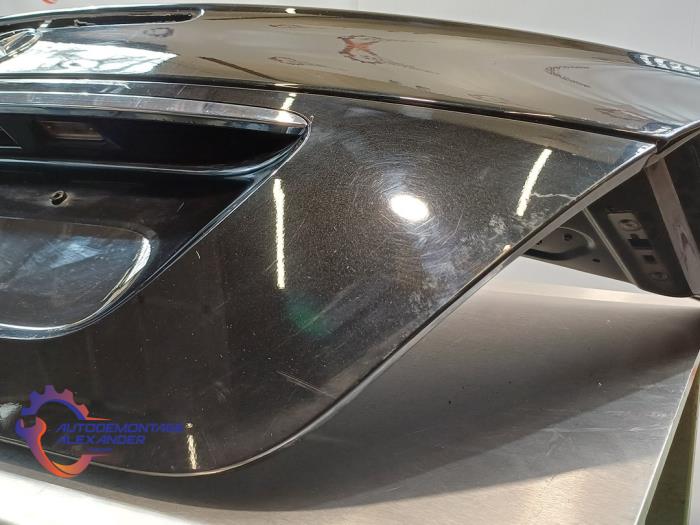 Baklucka från en Mercedes-Benz E (W211) 2.2 E-200 CDI 16V 2004