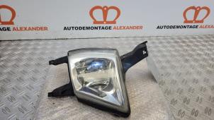 Gebruikte Mistlamp links-voor Peugeot 407 SW (6E) 2.0 HDiF 16V Prijs op aanvraag aangeboden door Alexander Autodemontage