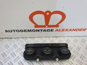 Begagnade Värmekontrollpanel Volkswagen Passat (3C2) 2.0 TDI 140 Pris € 50,00 Marginaltabell erbjuds av Alexander Autodemontage