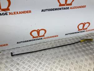 Używane Maska Volkswagen Polo V (6R) 1.6 TDI 16V 90 Cena € 12,10 Z VAT oferowane przez Alexander Autodemontage