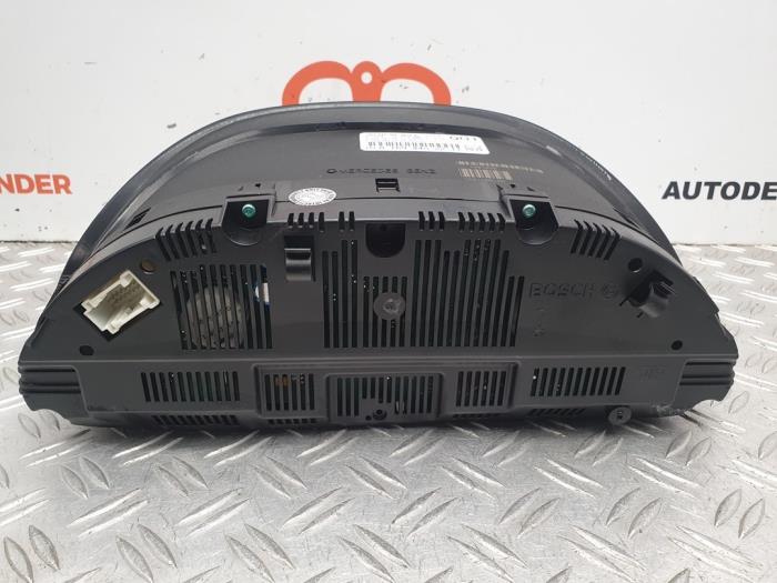 Instrumentpanel från en Mercedes-Benz A (W169) 2.0 A-160 CDI 16V 3-Drs. 2008