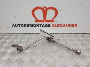 Gebruikte Brandstofleiding Volkswagen Transporter/Caravelle T5 2.0 TDI DRF Prijs op aanvraag aangeboden door Alexander Autodemontage