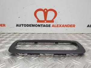 Begagnade Radiolist Seat Ibiza IV (6J5) 1.6 16V Pris på förfrågan erbjuds av Alexander Autodemontage