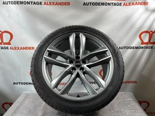 Begagnade Hjul + däck Audi SQ7 (4MB/4MG) 4.0 TDI V8 32V Pris € 400,00 Marginaltabell erbjuds av Alexander Autodemontage