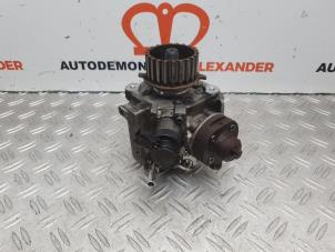 Gebruikte Hogedrukpomp Peugeot Partner 1.6 HDI 75 Prijs op aanvraag aangeboden door Alexander Autodemontage